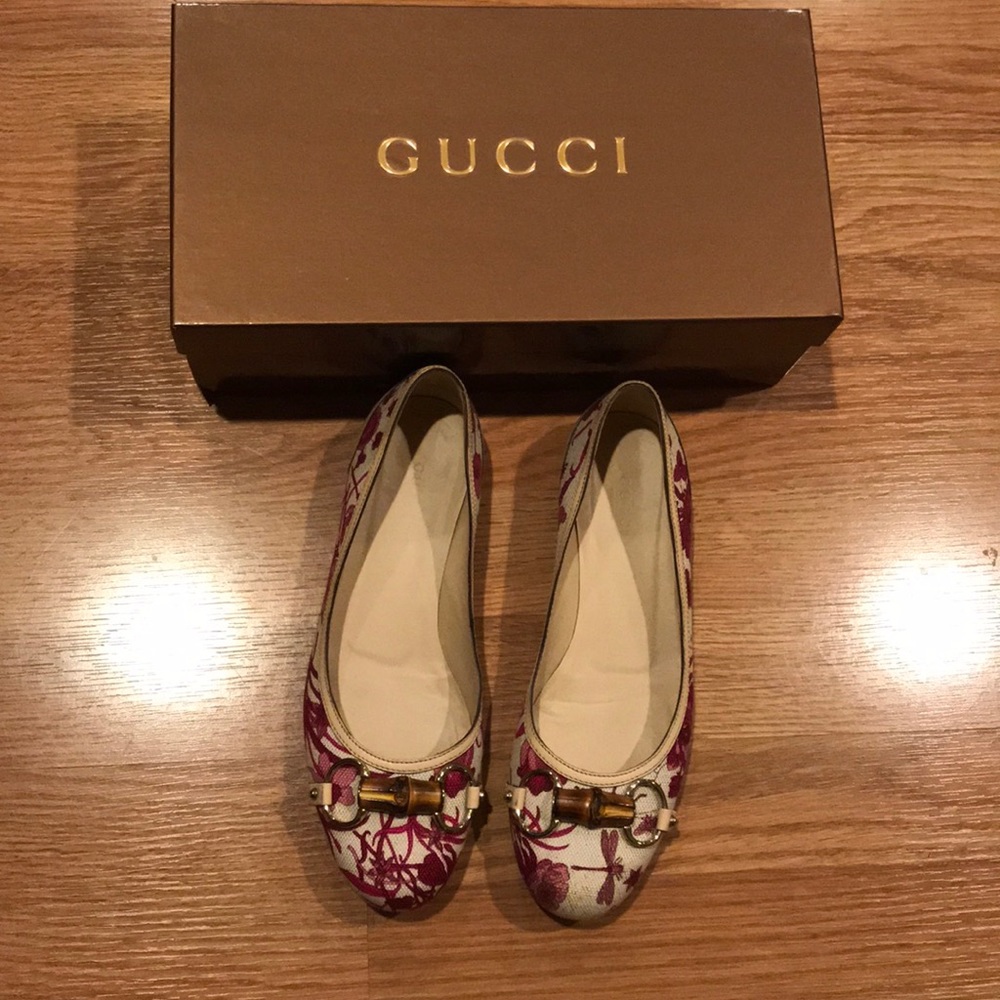Authentic Gucci floral flats